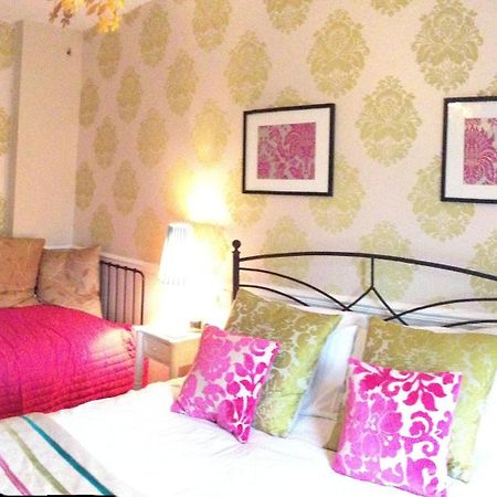 The Hollies Bed and Breakfast Fulford  Exteriör bild