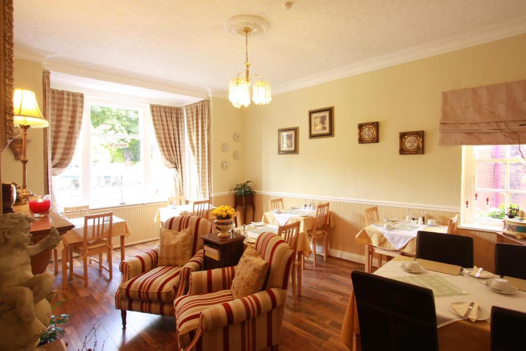 The Hollies Bed and Breakfast Fulford  Exteriör bild