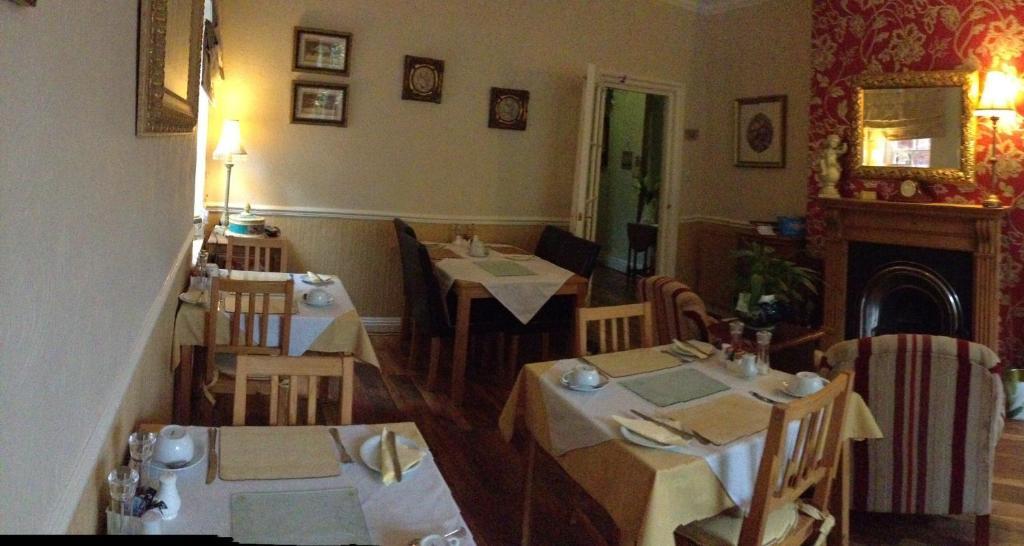 The Hollies Bed and Breakfast Fulford  Exteriör bild